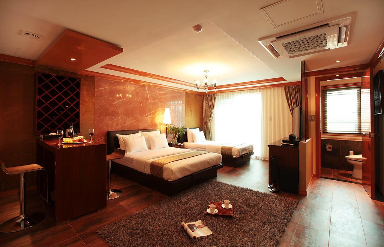 Gallery Tourist Hotel Tongyeong Exterior foto