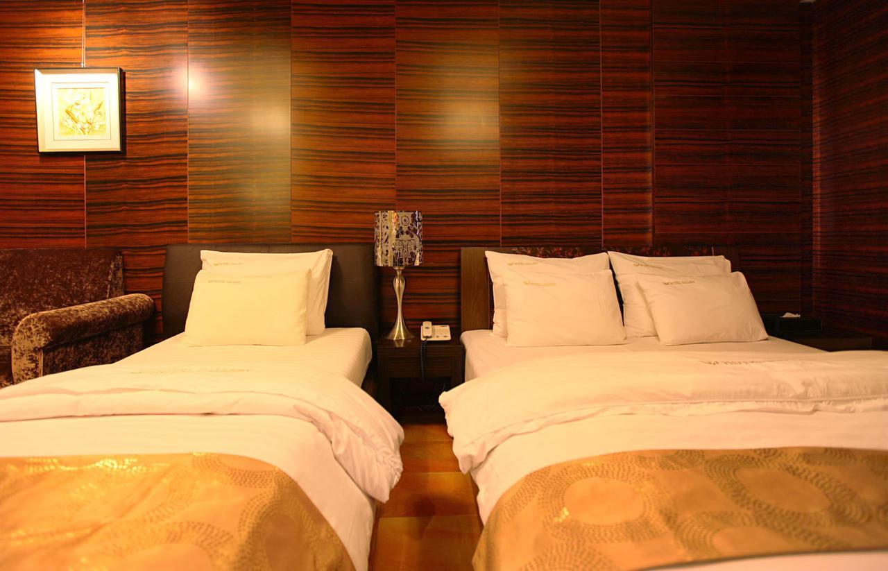 Gallery Tourist Hotel Tongyeong Exterior foto
